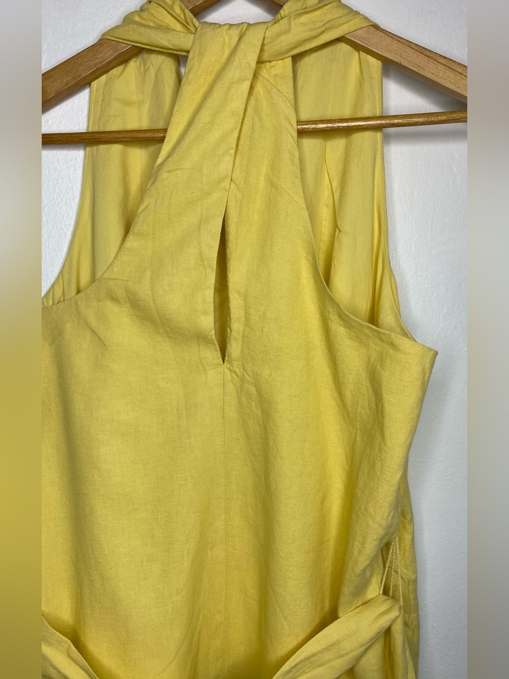 Linen-Blend Twist-Back Midi Dress Size M Pastel yellow Resort Vaca - Picture 10 of 11